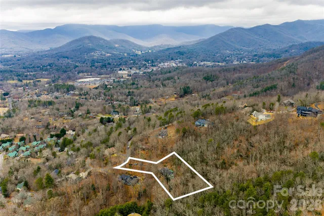 $815,000 | 31 Timber Park Drive, Black Mountain, NC 28711