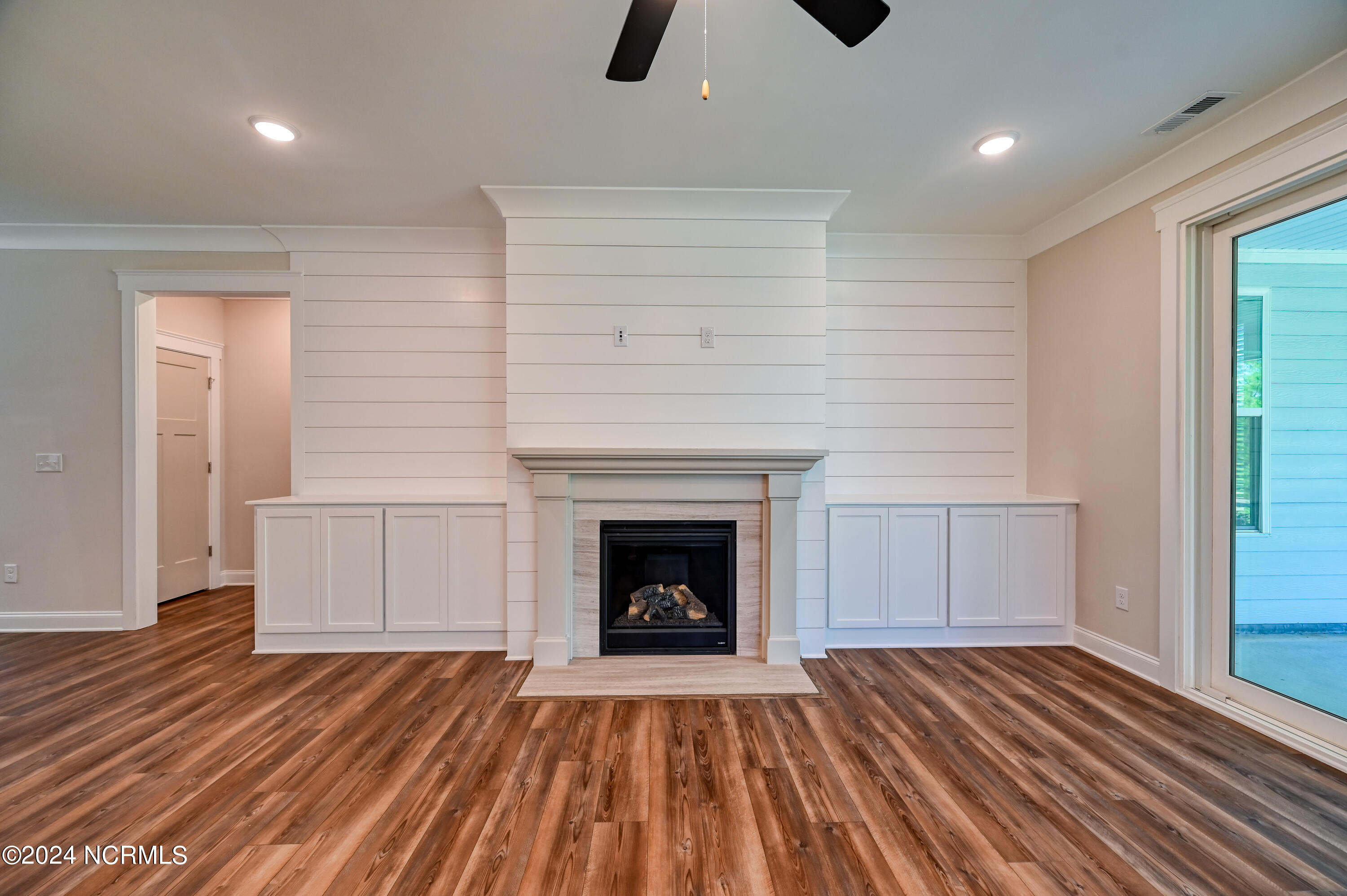 173 Twining Rose Lane Holly Ridge, NC 28445 - Photo 10 of 43 01