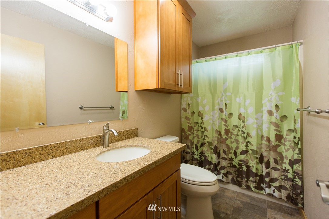 238 Devereese Road Chehalis, WA 98532 - Photo 12 of 17 Gallery Image 12