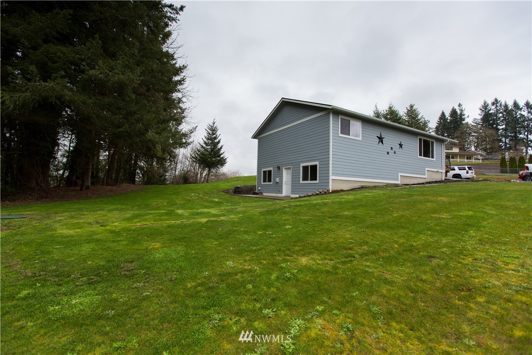 238 Devereese Road Chehalis, WA 98532 - Photo 5 of 17 Gallery Image 5