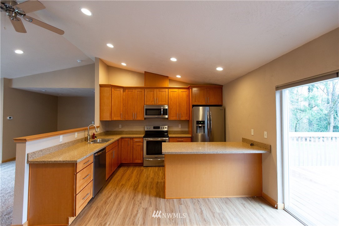 238 Devereese Road Chehalis, WA 98532 - Photo 7 of 17 Gallery Image 7