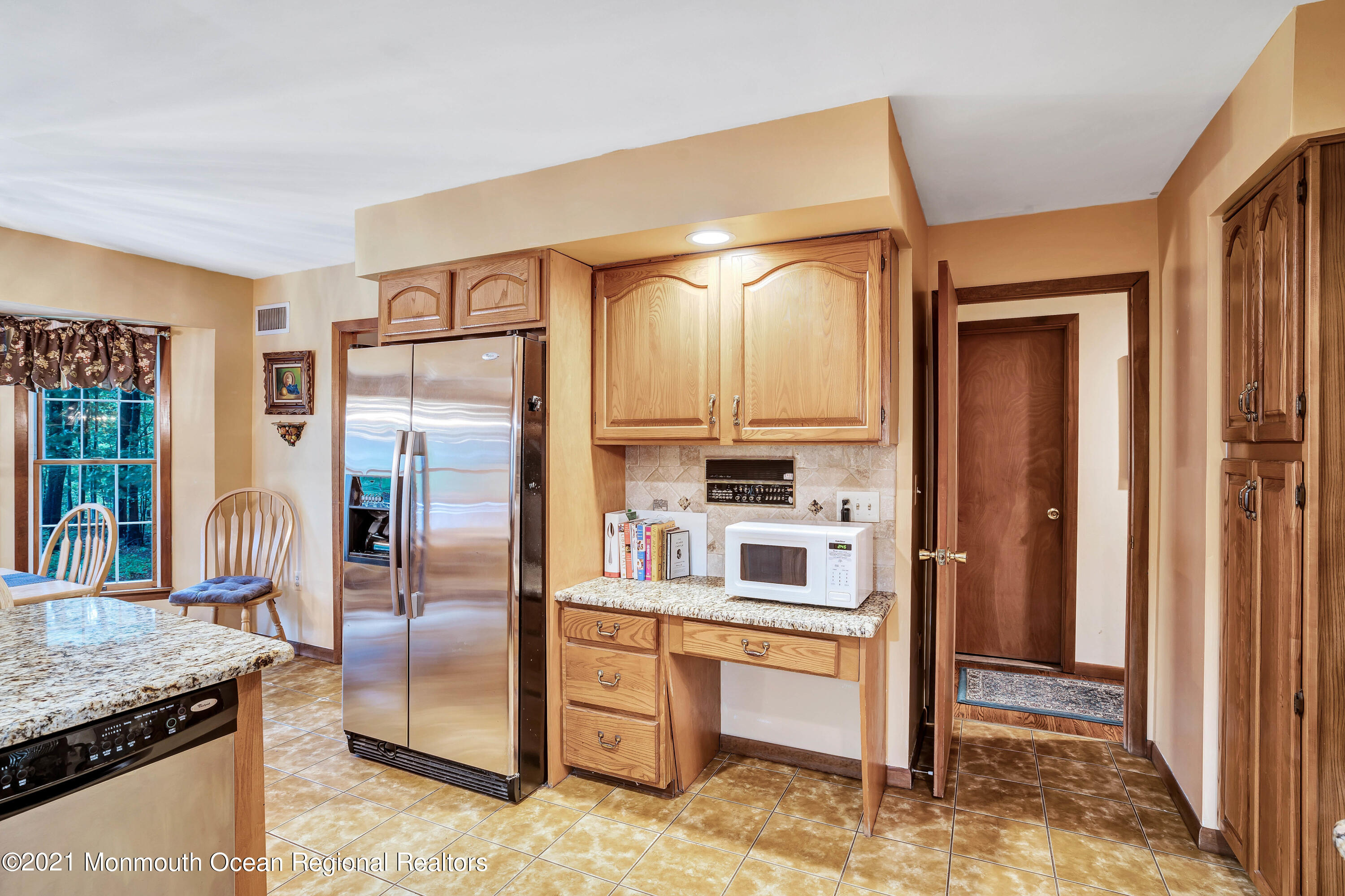 6 Hillcrest Road Holmdel, NJ 07733 - Photo 16 of 46 025_bdsc00287