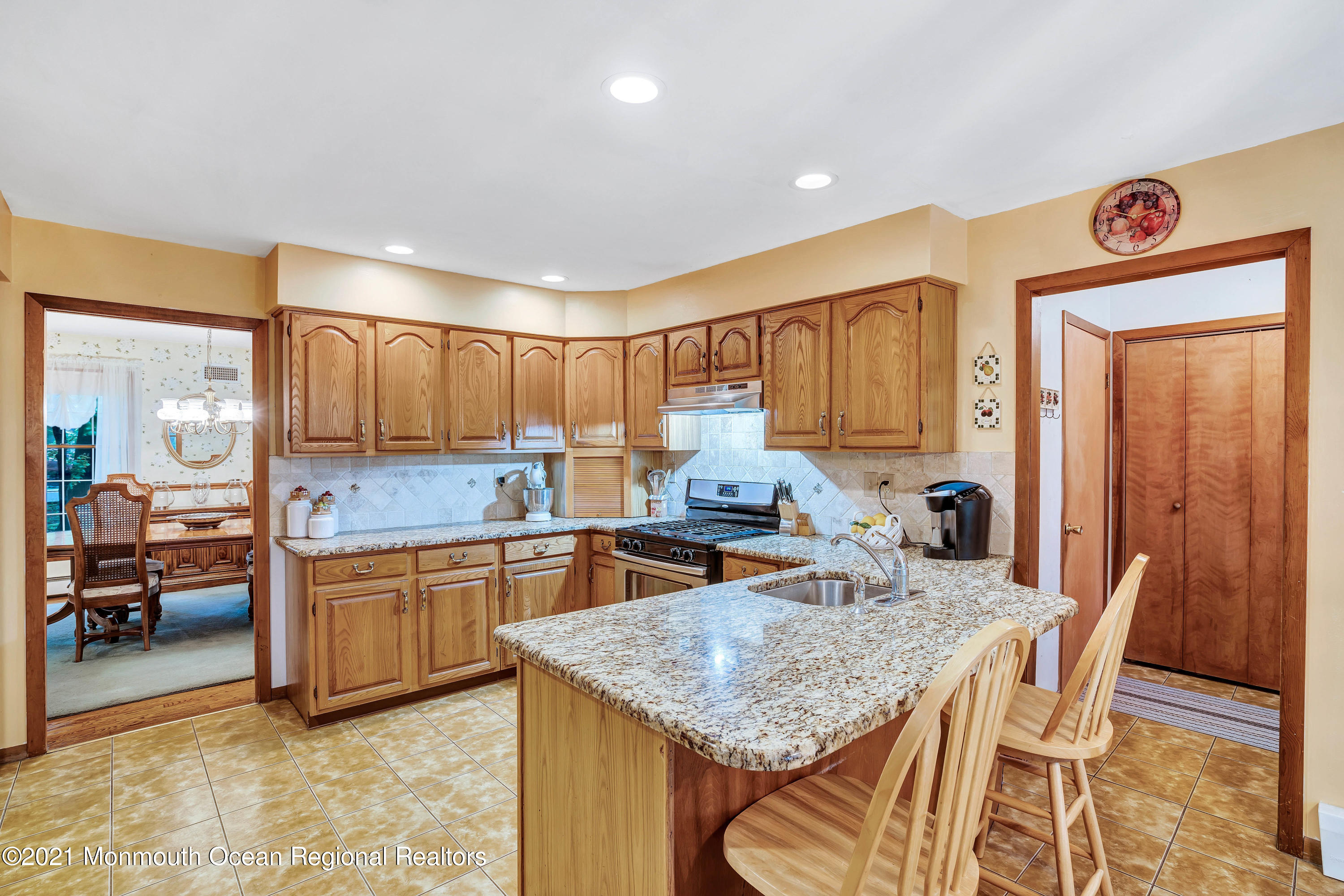 6 Hillcrest Road Holmdel, NJ 07733 - Photo 17 of 46 026_bdsc00292