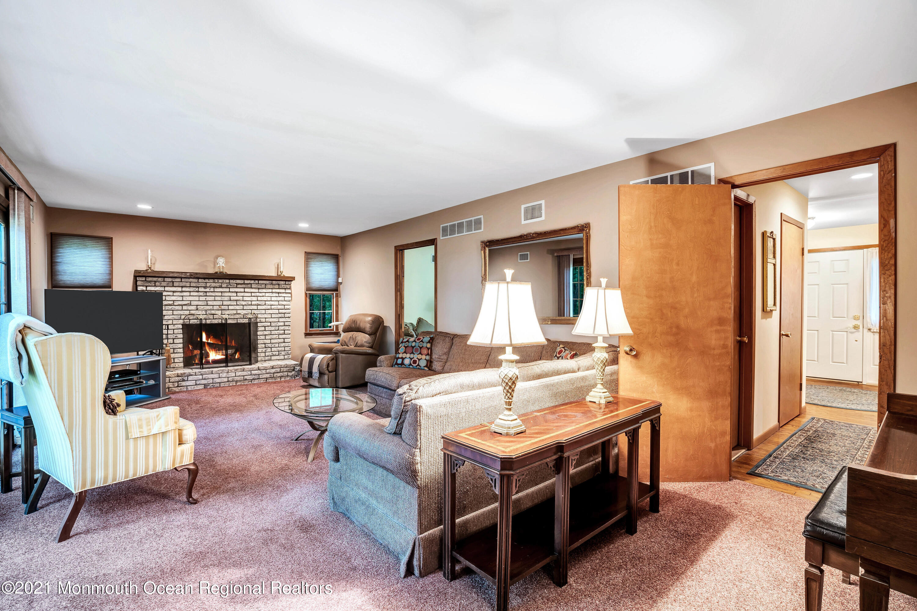 6 Hillcrest Road Holmdel, NJ 07733 - Photo 21 of 46 030_bdsc00312