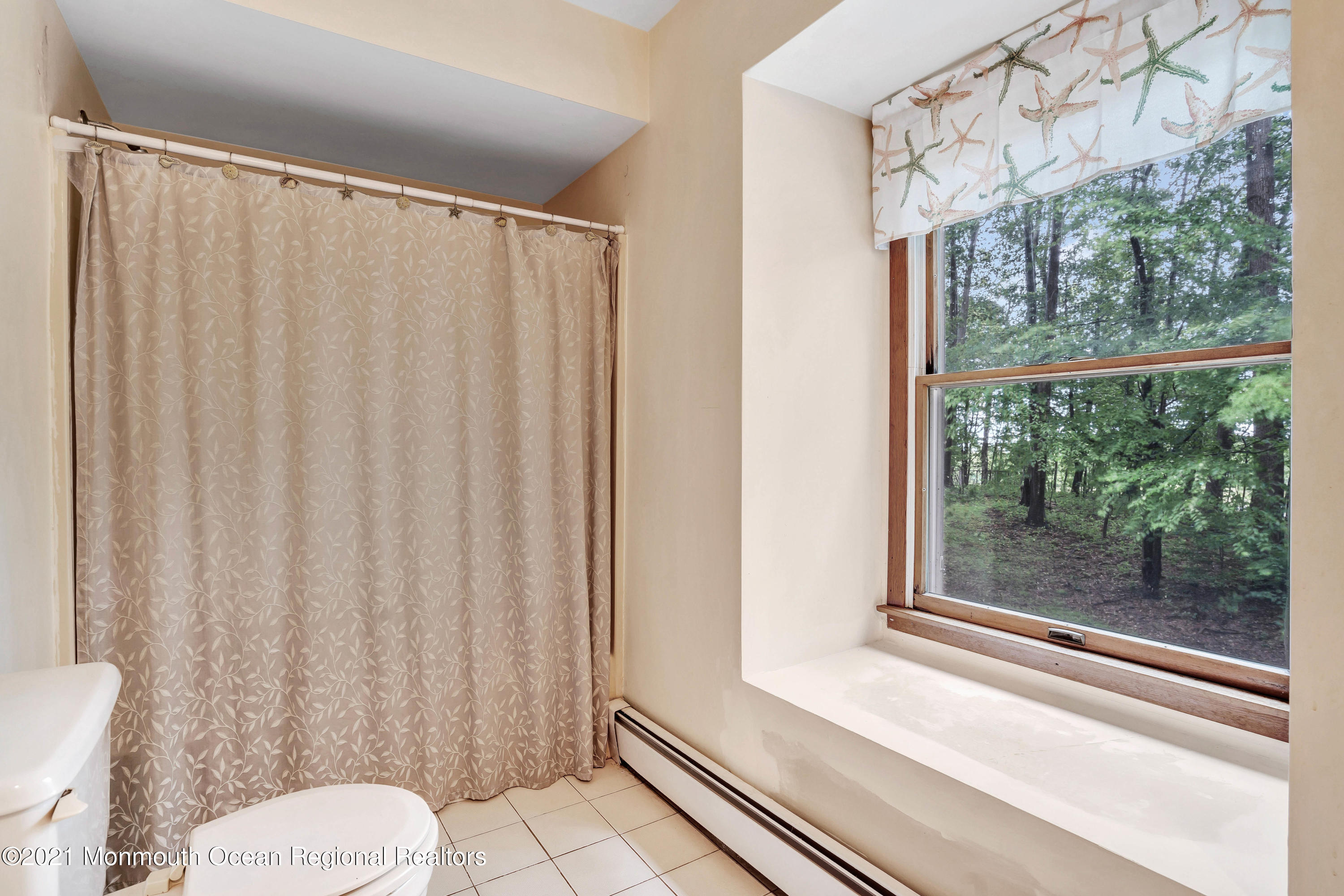 6 Hillcrest Road Holmdel, NJ 07733 - Photo 31 of 46 039_bdsc00362