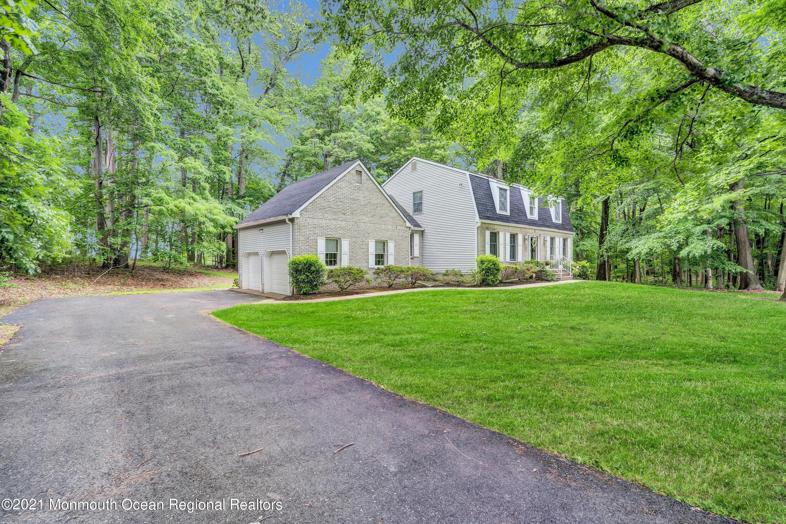 6 Hillcrest Road Holmdel, NJ 07733 - Photo 37 of 46 004_dsc02167_1