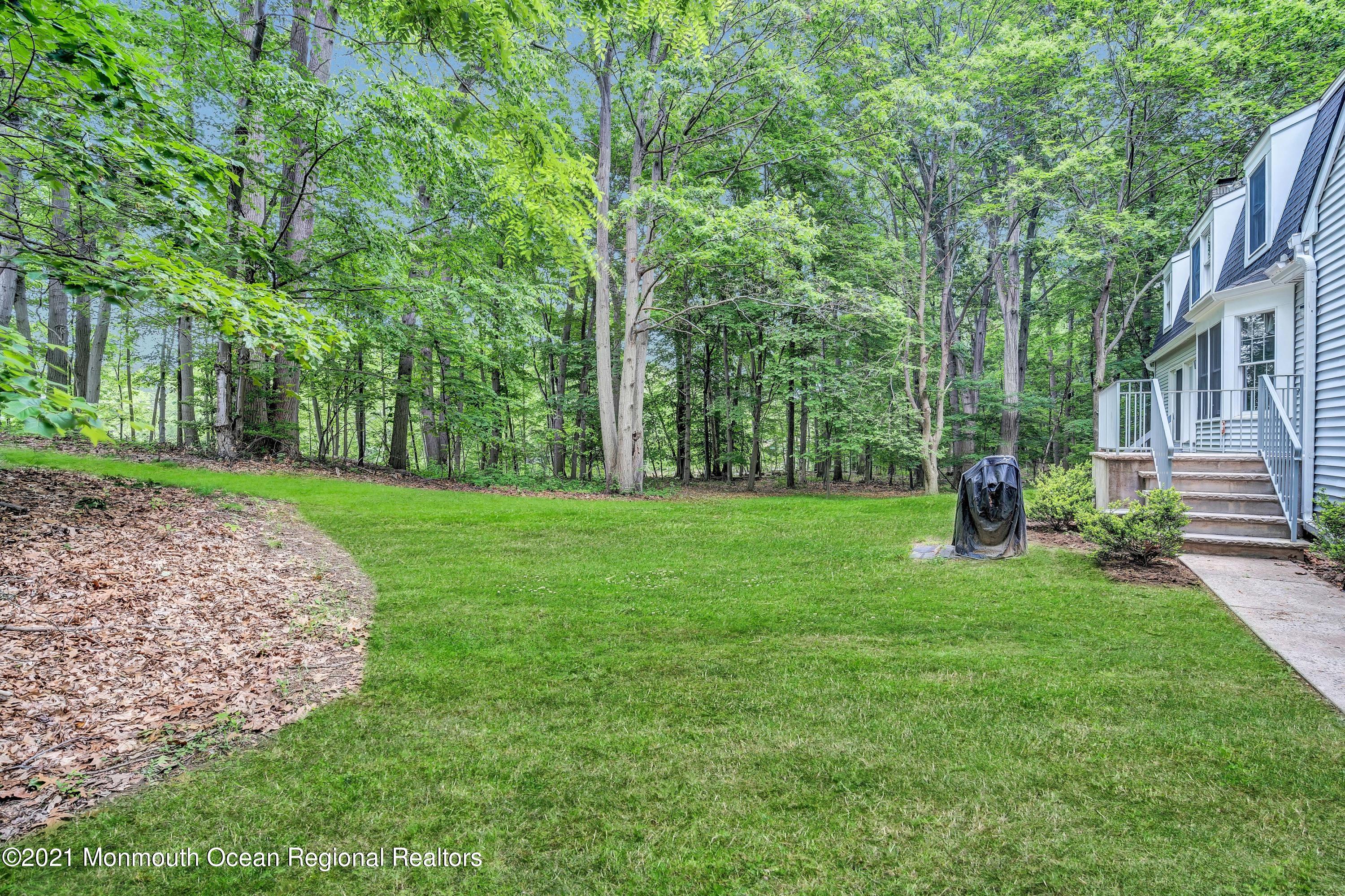 6 Hillcrest Road Holmdel, NJ 07733 - Photo 43 of 46 078_dsc02187_1