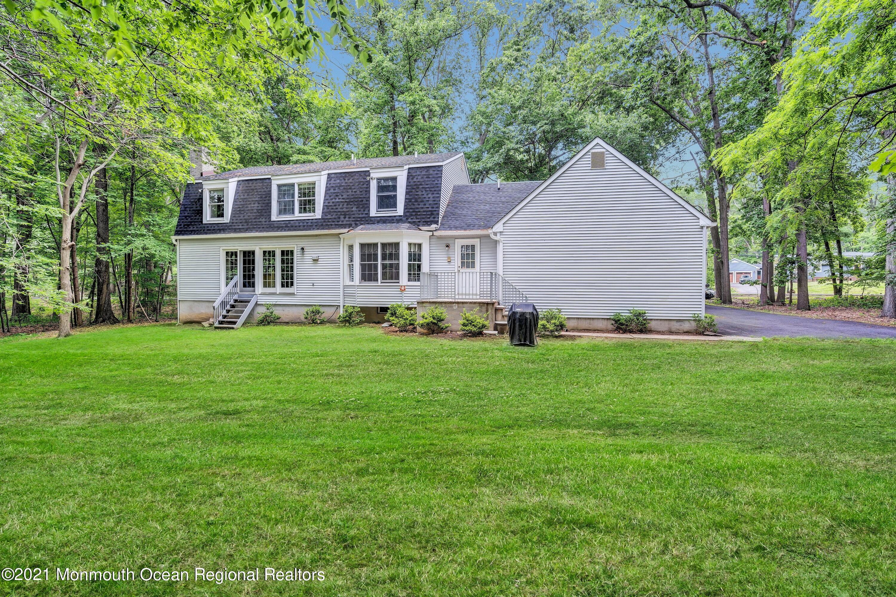 6 Hillcrest Road Holmdel, NJ 07733 - Photo 44 of 46 079_dsc02192_1