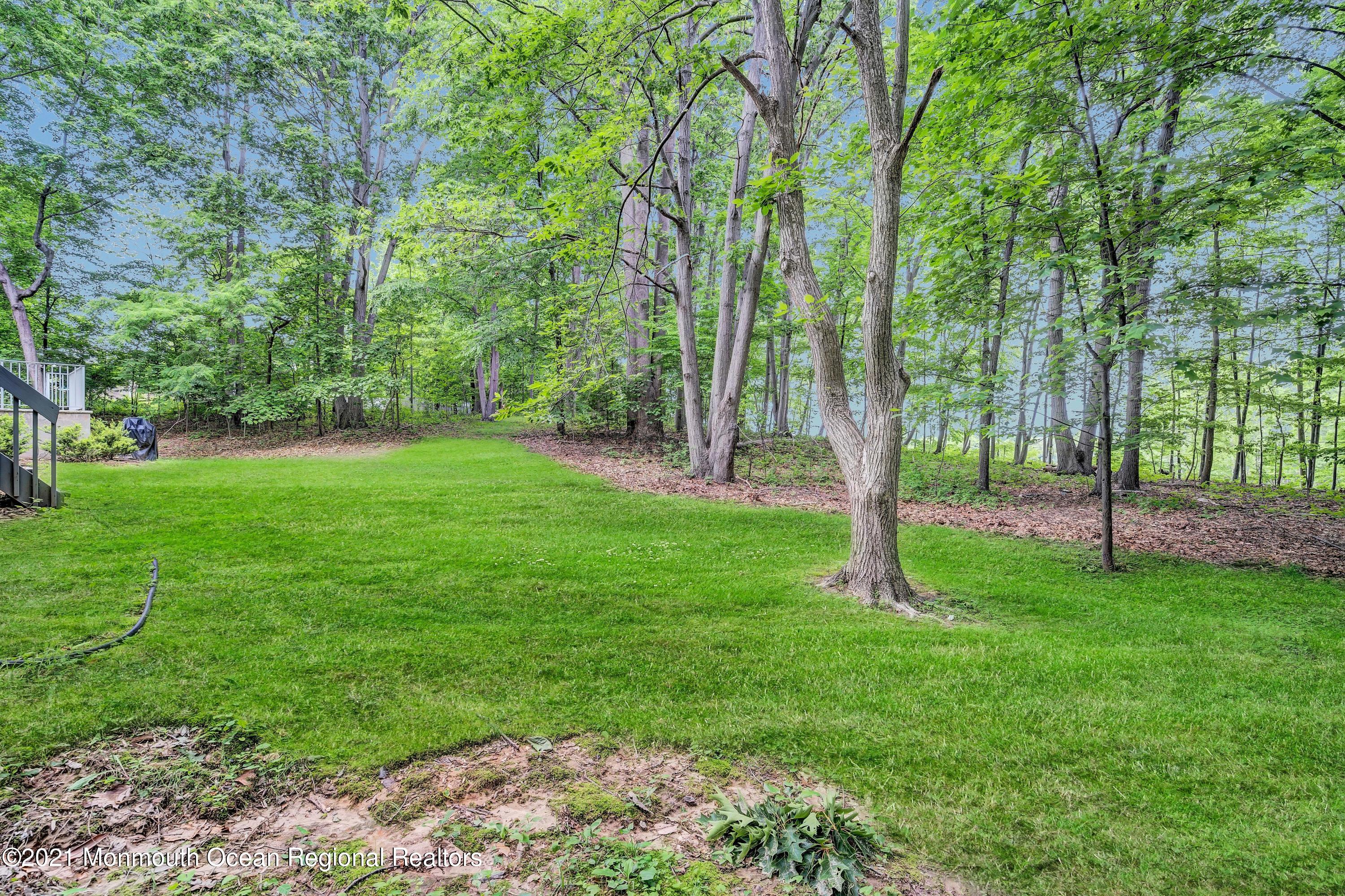 6 Hillcrest Road Holmdel, NJ 07733 - Photo 46 of 46 081_dsc02202_1