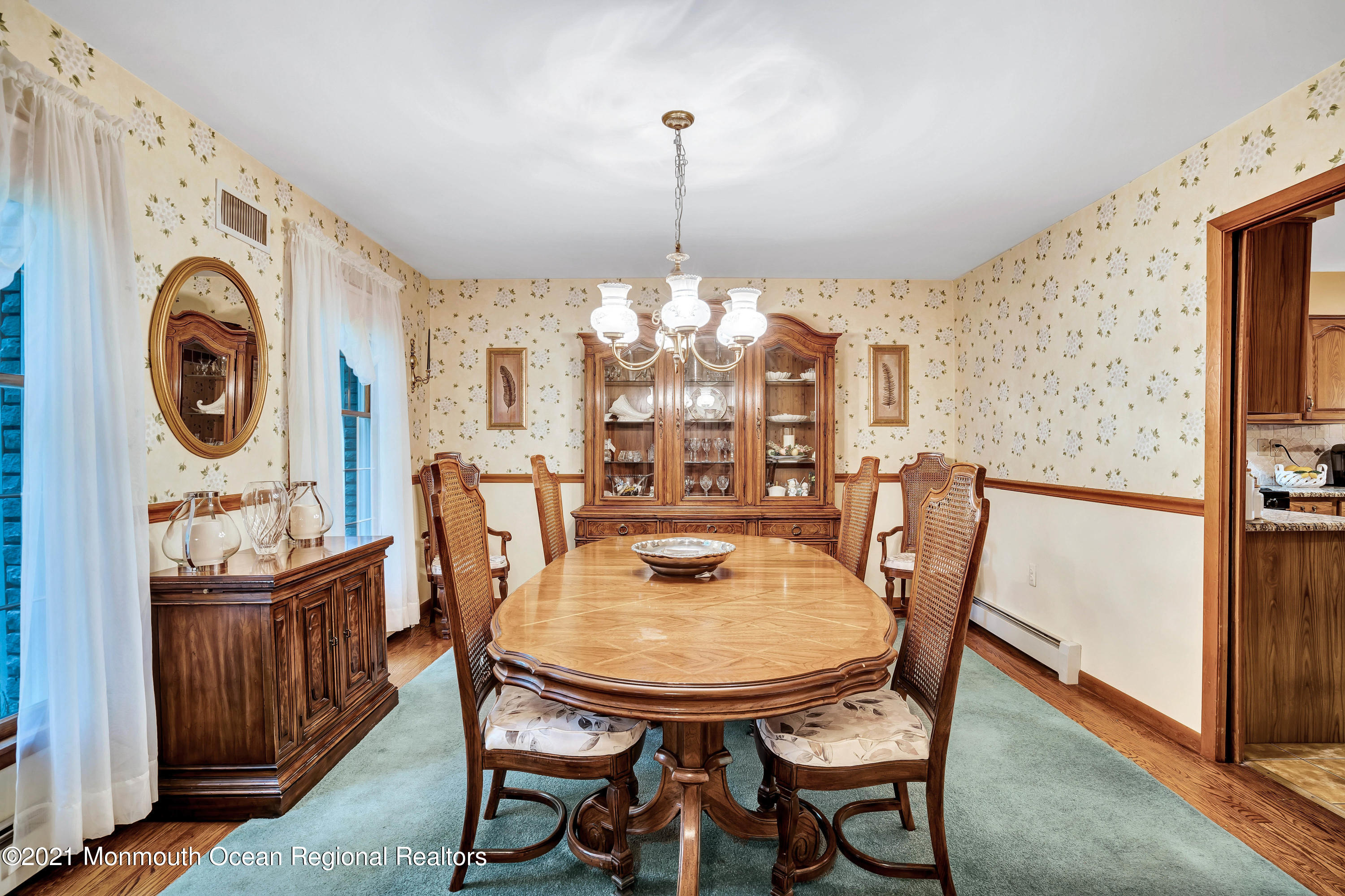6 Hillcrest Road Holmdel, NJ 07733 - Photo 9 of 46 018_bdsc00252