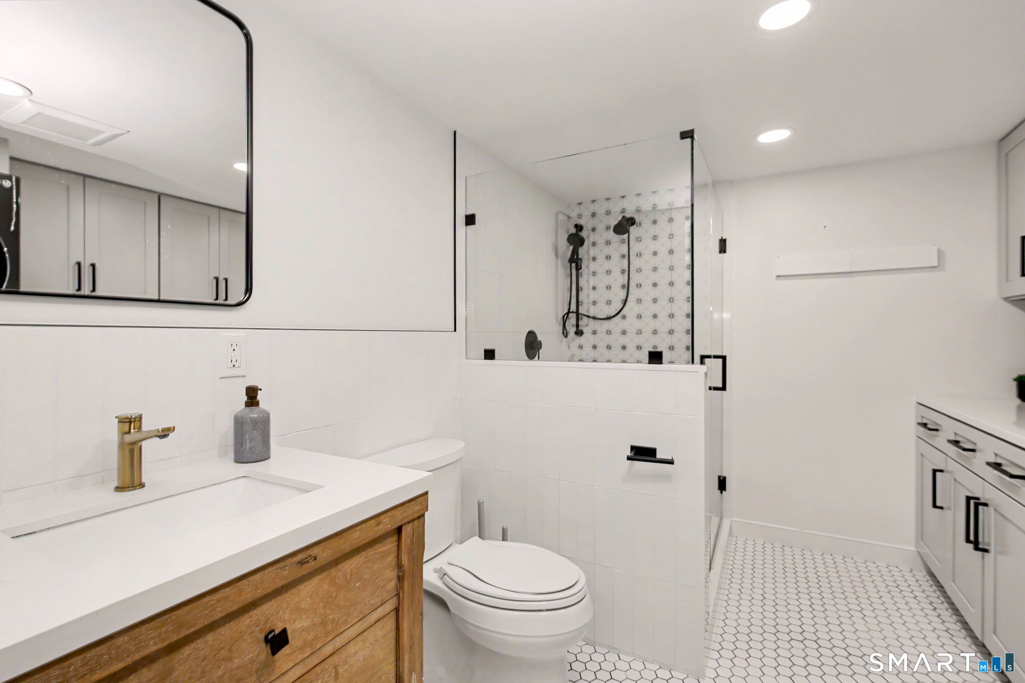 101 Hirsch Road Stamford, CT 06905 - Photo 25 of 34