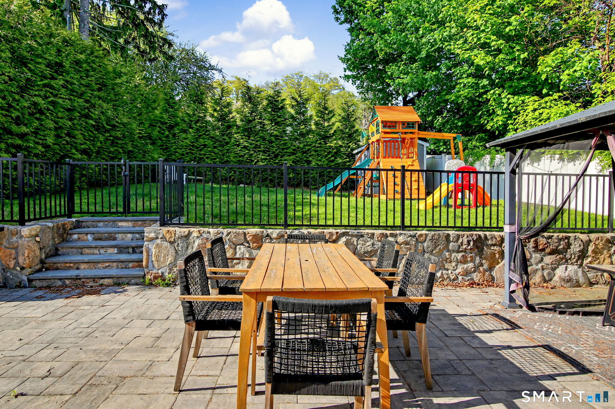 101 Hirsch Road Stamford, CT 06905 - Photo 31 of 34