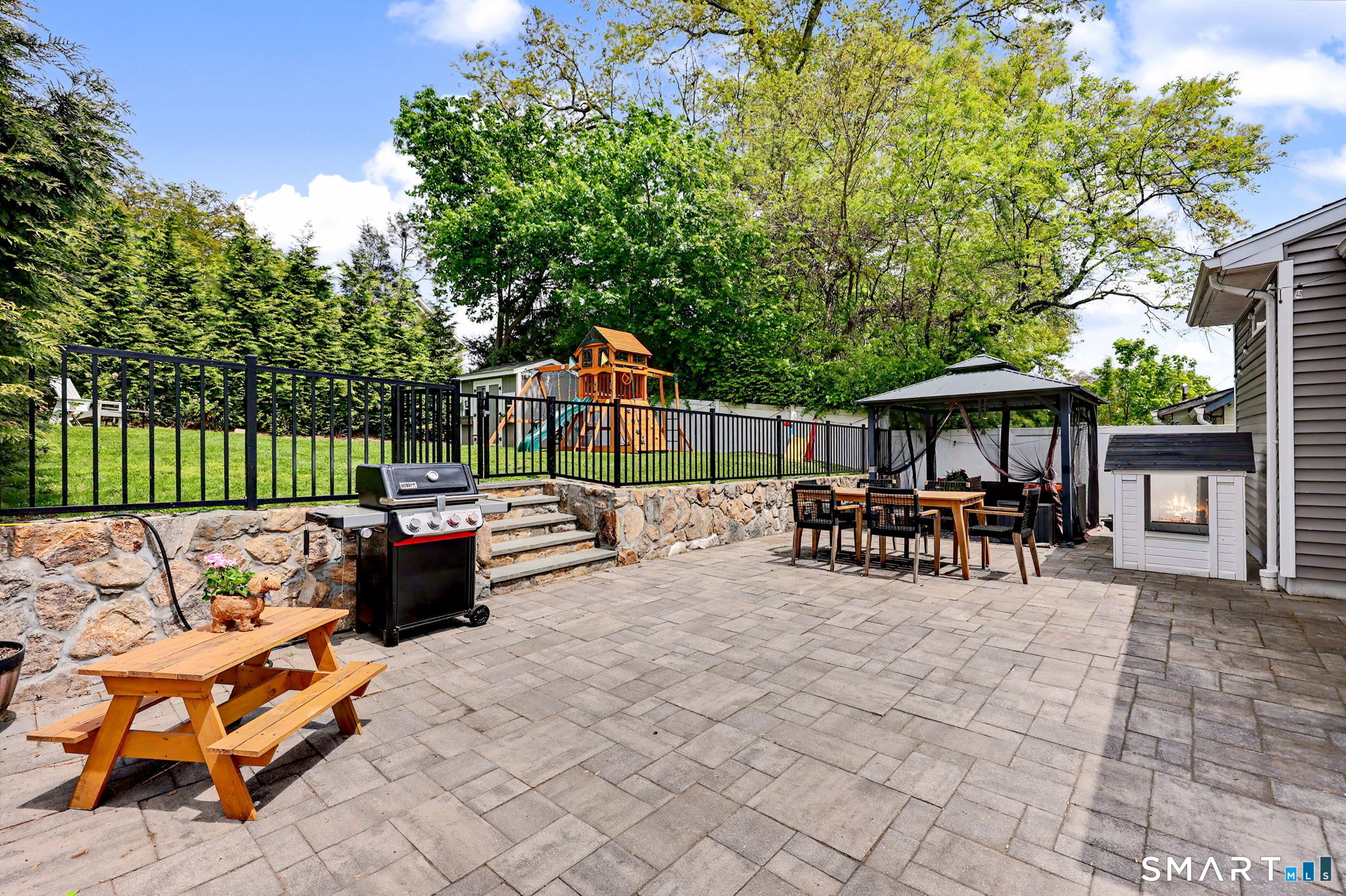 101 Hirsch Road Stamford, CT 06905 - Photo 34 of 37