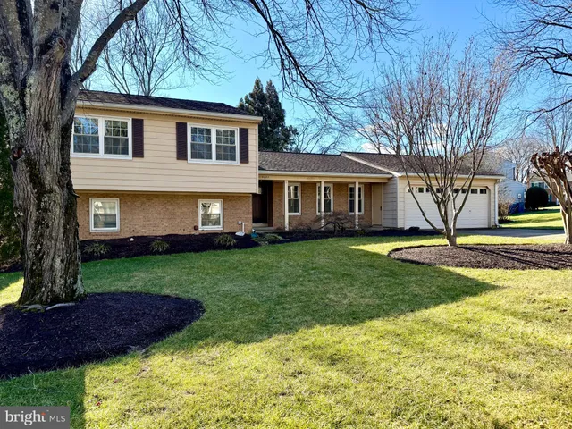 $849,900 | 5207 Ruffner Woods Court, Burke, VA 22015