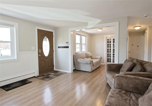 2 Meredith Road Peabody, MA 01960 - Photo 5 of 16 Gallery Image 5