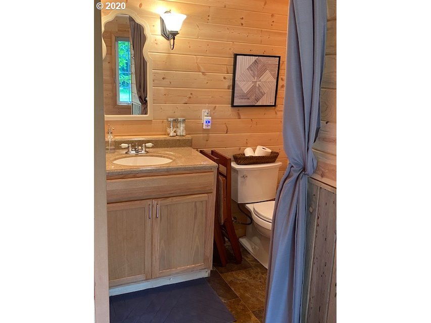 6825 North Fork Road Florence, OR 97439 - Photo 21 of 26 Gallery Image 21