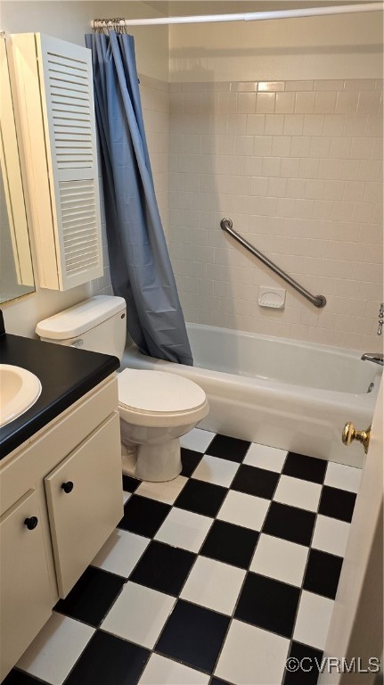 10312 Iron Mill Road Richmond, VA 23235 - Photo 15 of 22 Full bathroom with vanity, toilet, and shower / ba