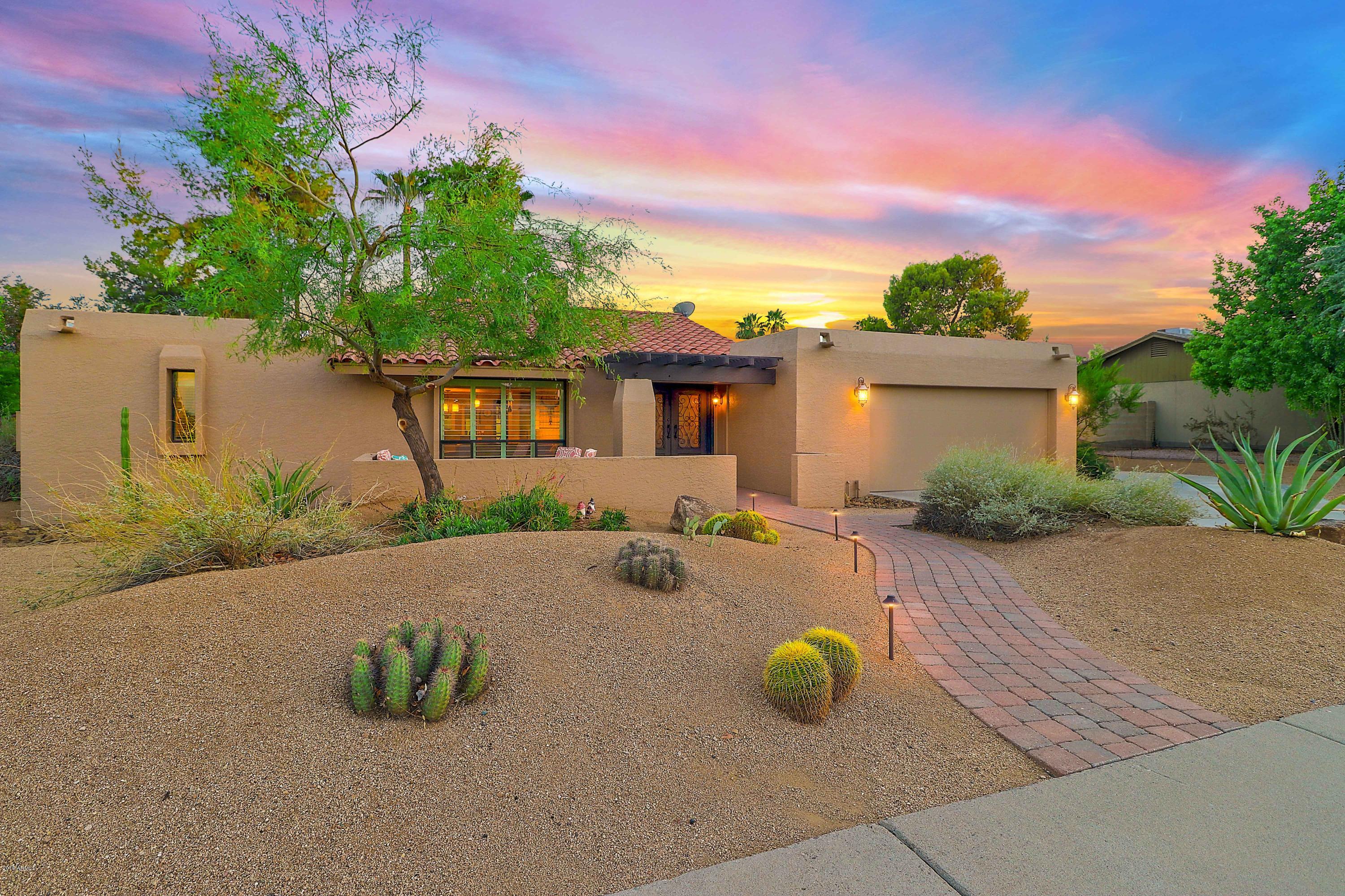 4231 East Hearn Road Phoenix, AZ 85032 - Photo 10 of 55 DUSK (1)