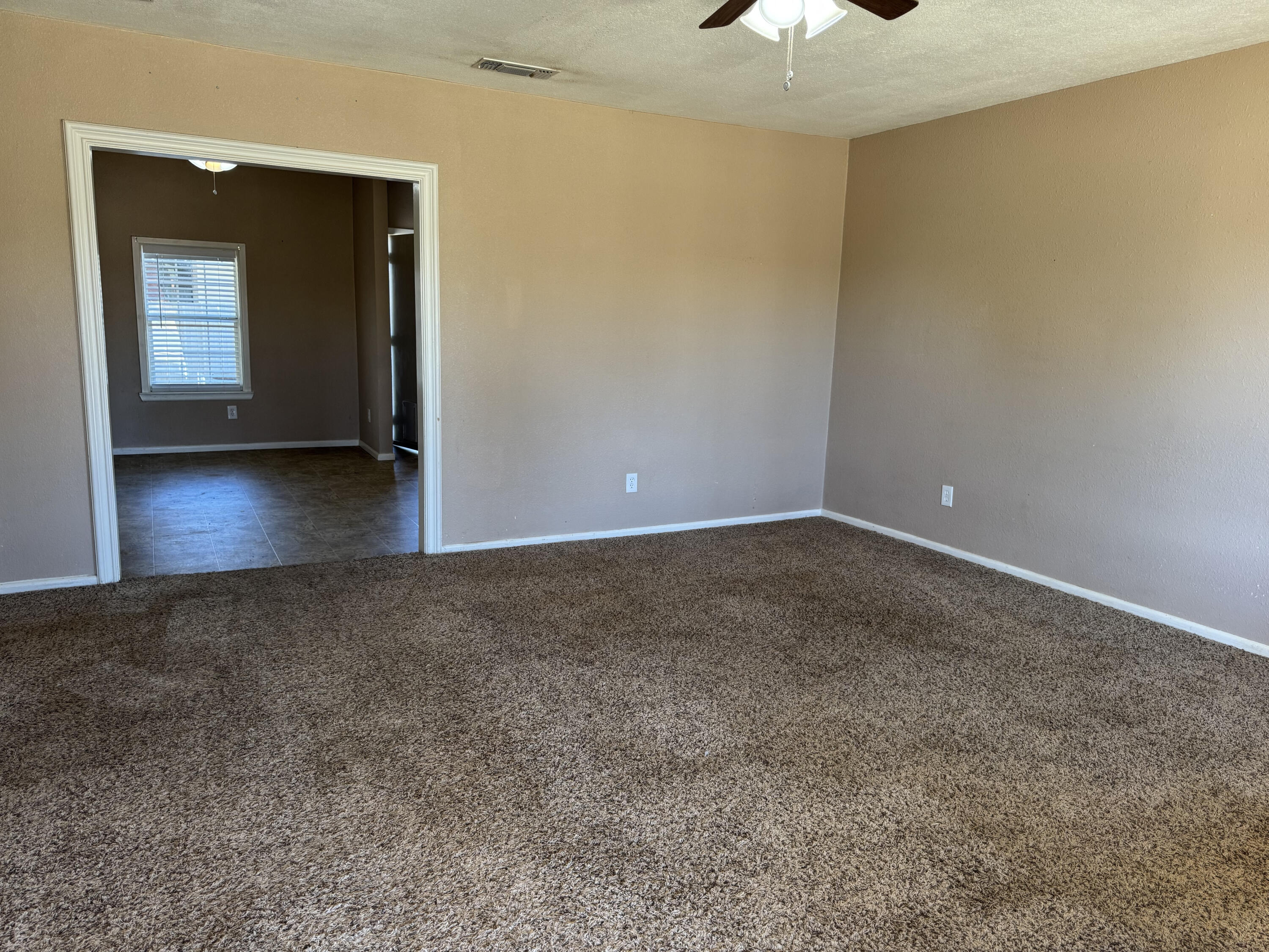 302 South Avenue G Lamesa, TX 79331 - Photo 12 of 29 IMG_0007