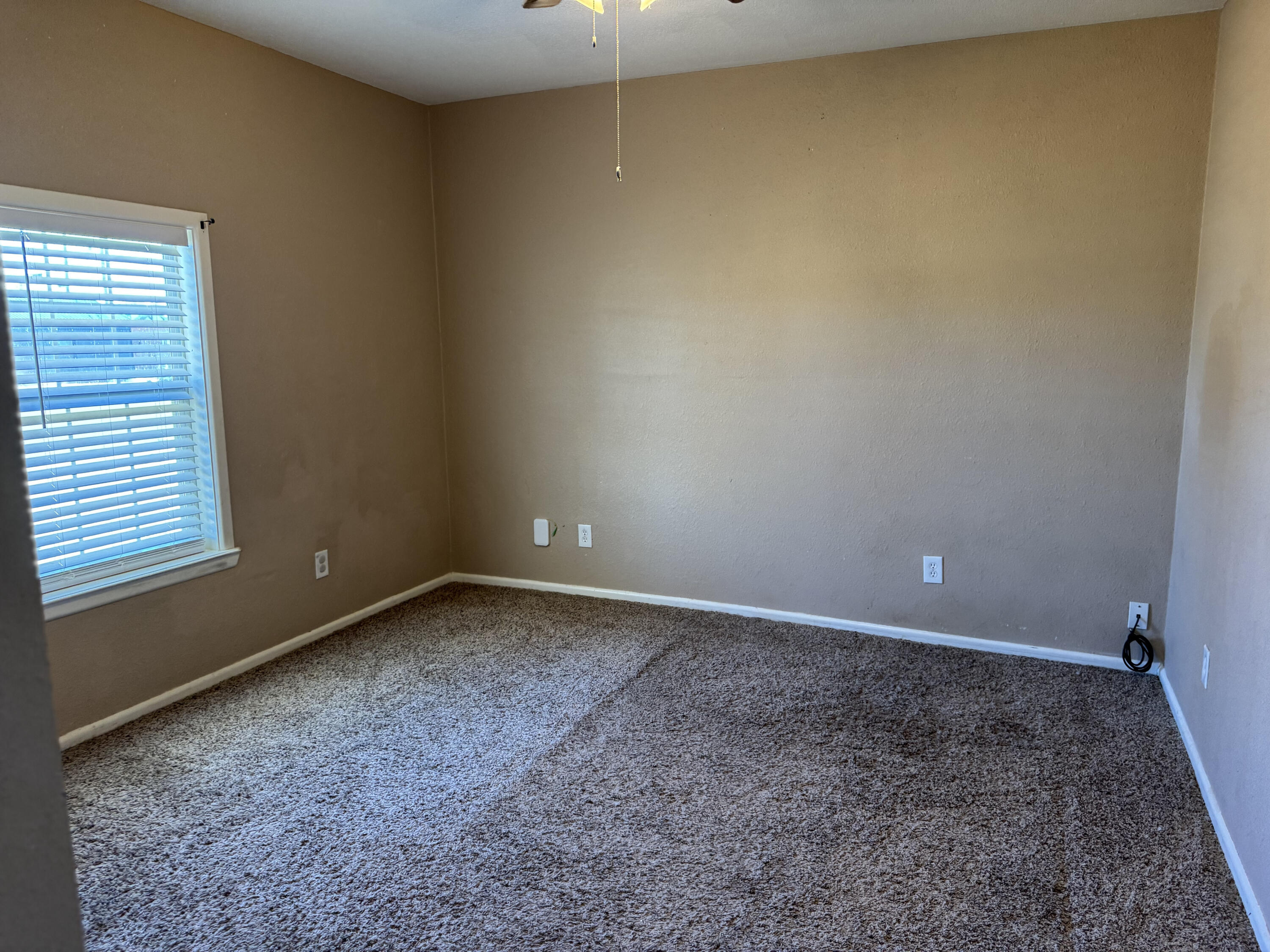 302 South Avenue G Lamesa, TX 79331 - Photo 16 of 29 IMG_0011