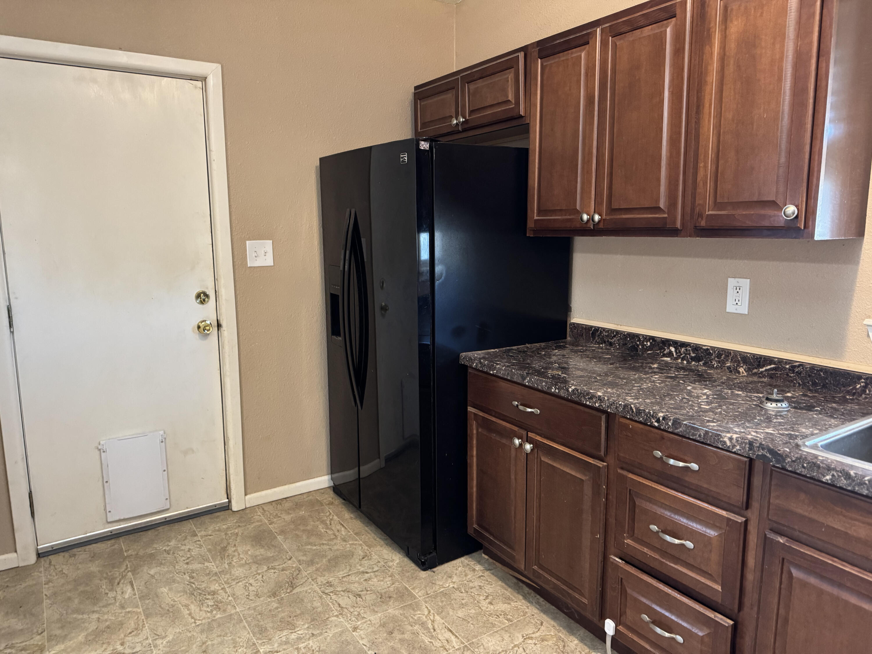 302 South Avenue G Lamesa, TX 79331 - Photo 22 of 29 IMG_0017