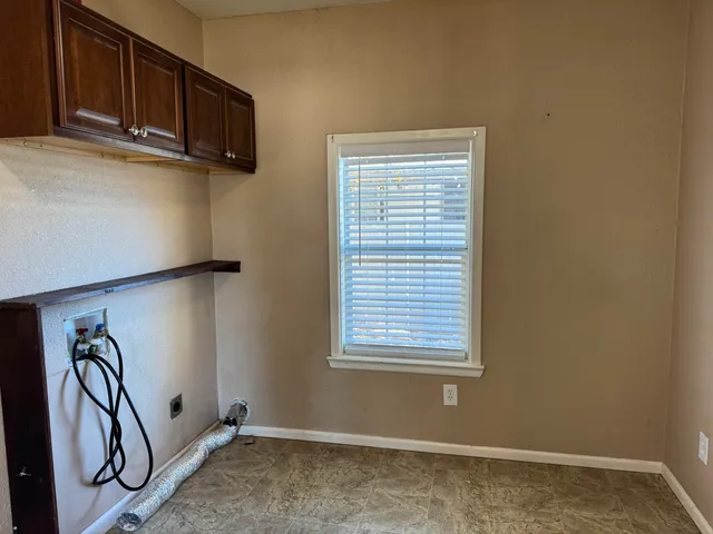 $123,900 | 302 South Avenue G, Lamesa, TX 79331