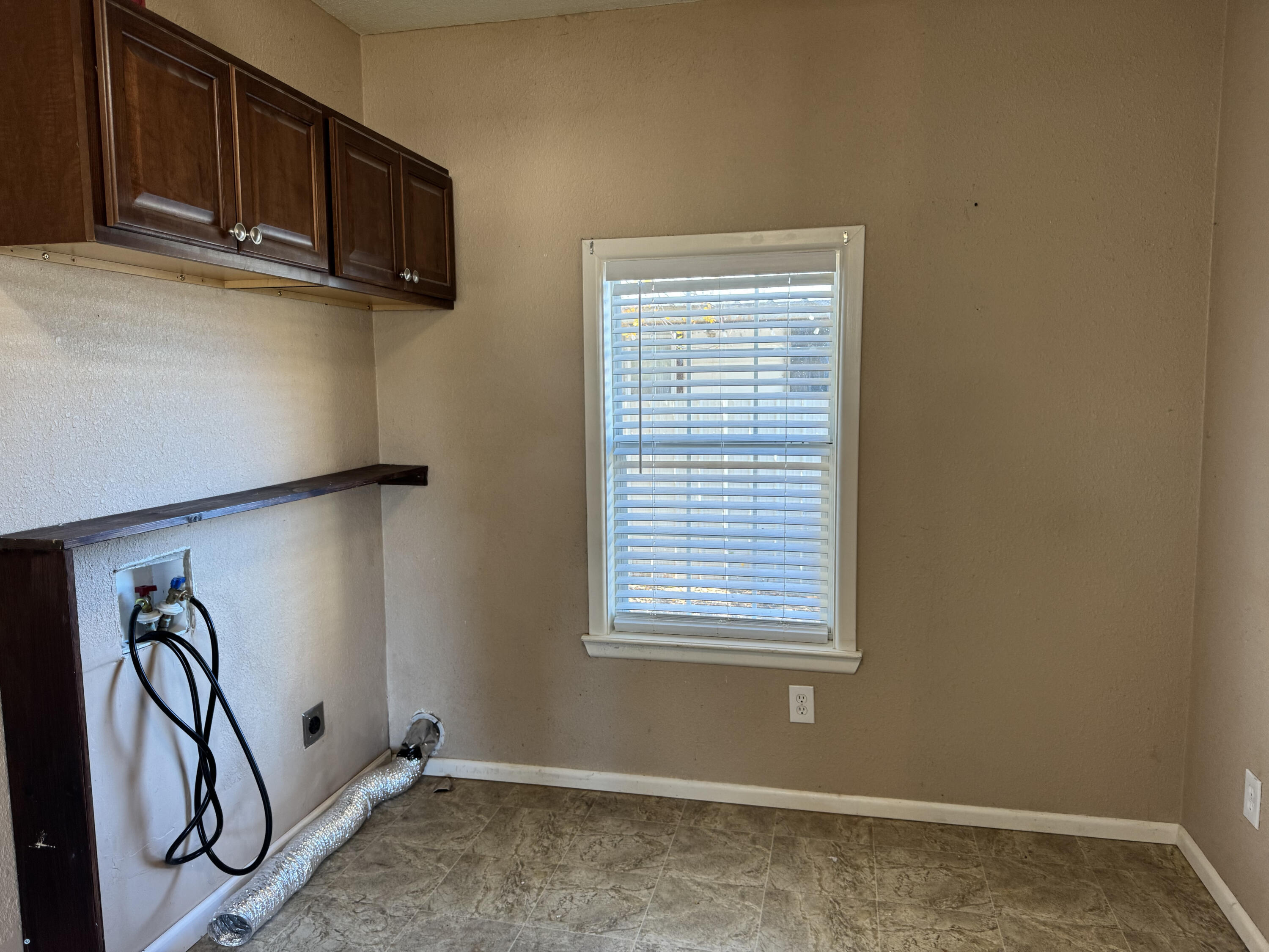 302 South Avenue G Lamesa, TX 79331 - Photo 23 of 29 IMG_0018