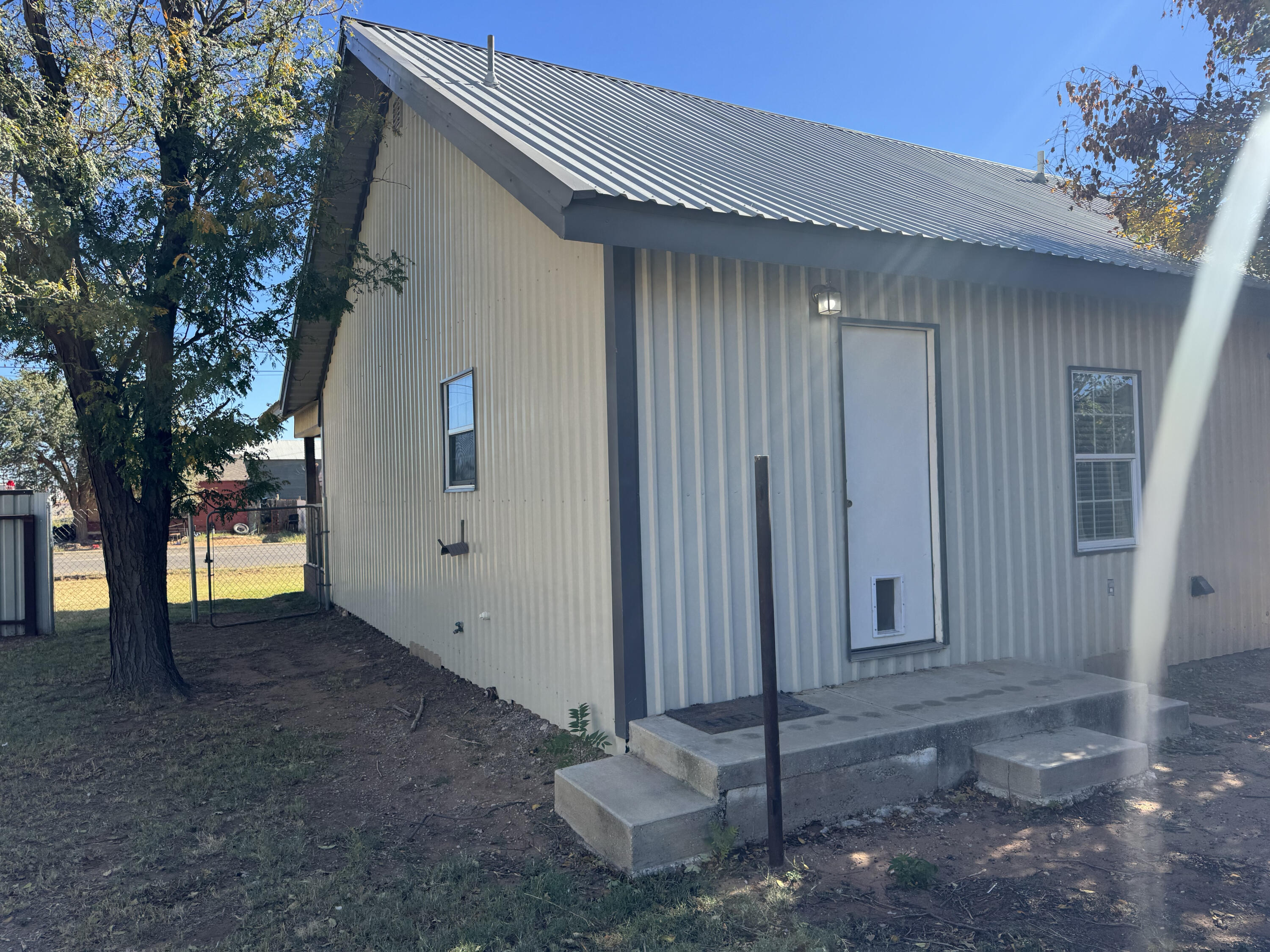 302 South Avenue G Lamesa, TX 79331 - Photo 27 of 29 IMG_9997