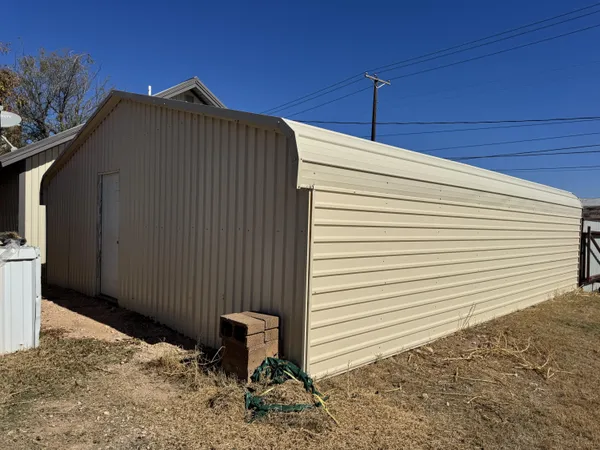 $123,200 | 302 South Avenue G, Lamesa, TX 79331