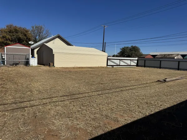 $123,200 | 302 South Avenue G, Lamesa, TX 79331