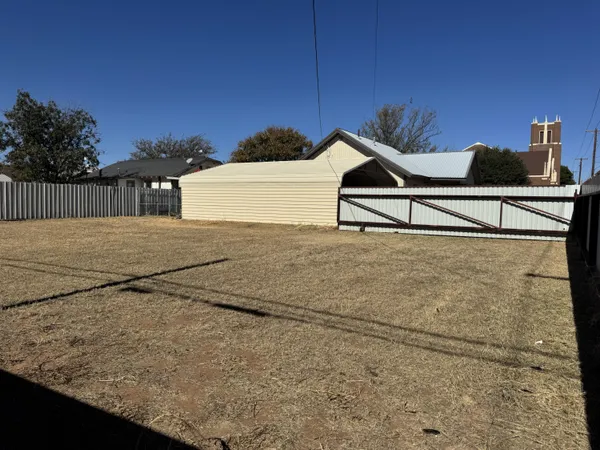 $123,200 | 302 South Avenue G, Lamesa, TX 79331