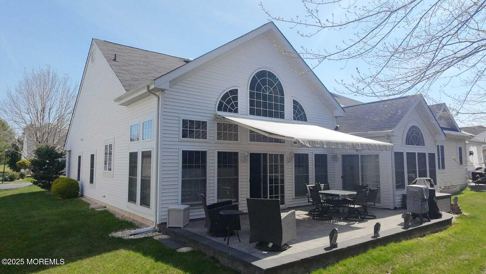 89 Pebble Beach Boulevard Jackson, NJ 08527 - Photo 39 of 42 a view of a house with backyard and sitting area