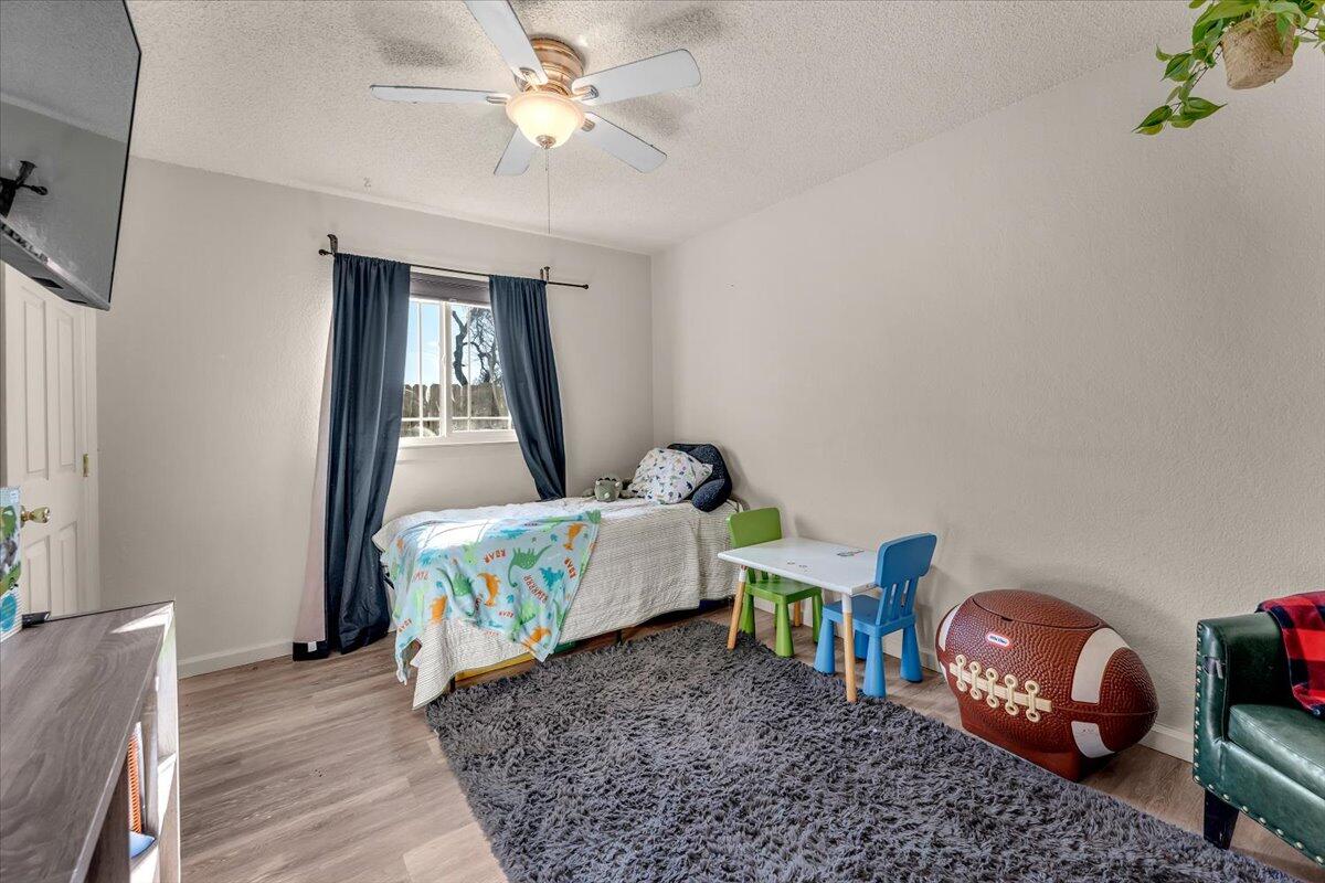 1234 Pershing Street Redding, CA 96003 - Photo 15 of 30 Bedroom #2