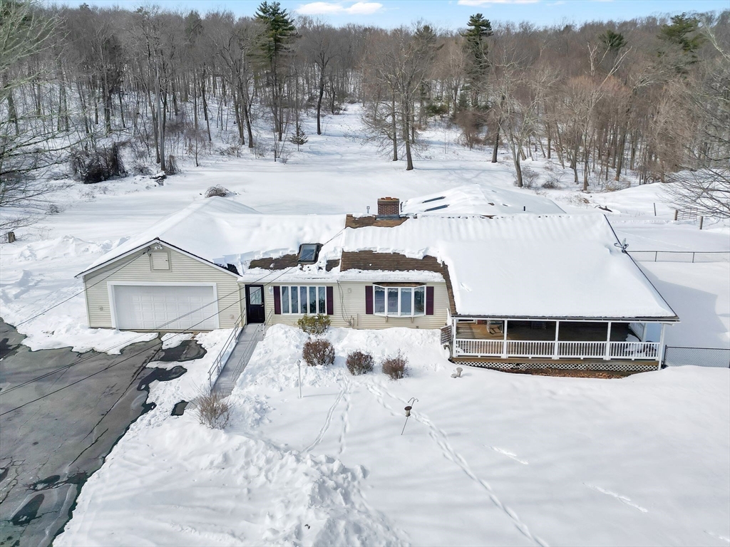 459 Mountain Road Wilbraham, MA 01095 - Photo 6 of 39 Gallery Image 6
