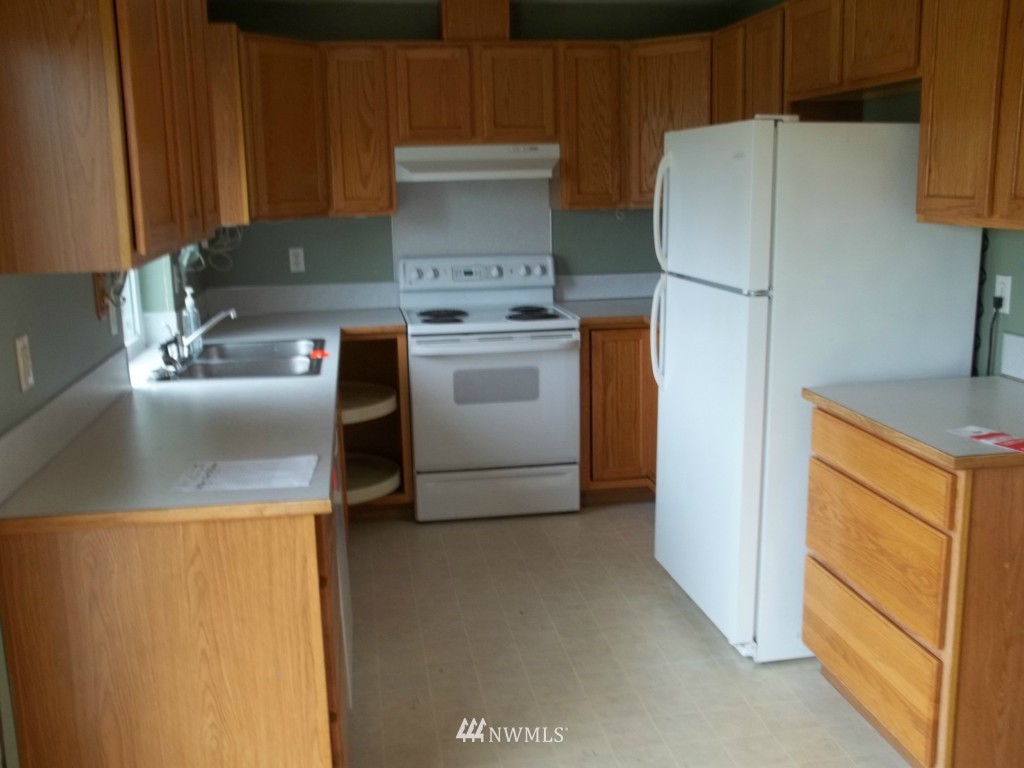 19822 Jowsey Court Southwest Rochester, WA 98579 - Photo 2 of 4