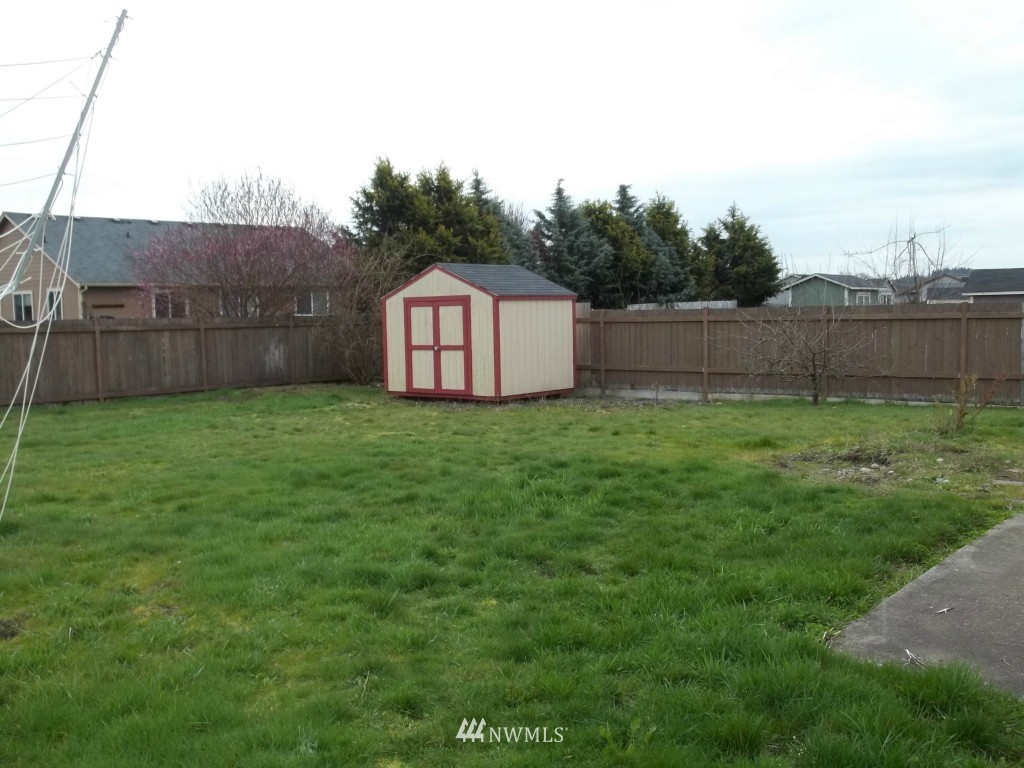 19822 Jowsey Court Southwest Rochester, WA 98579 - Photo 3 of 4