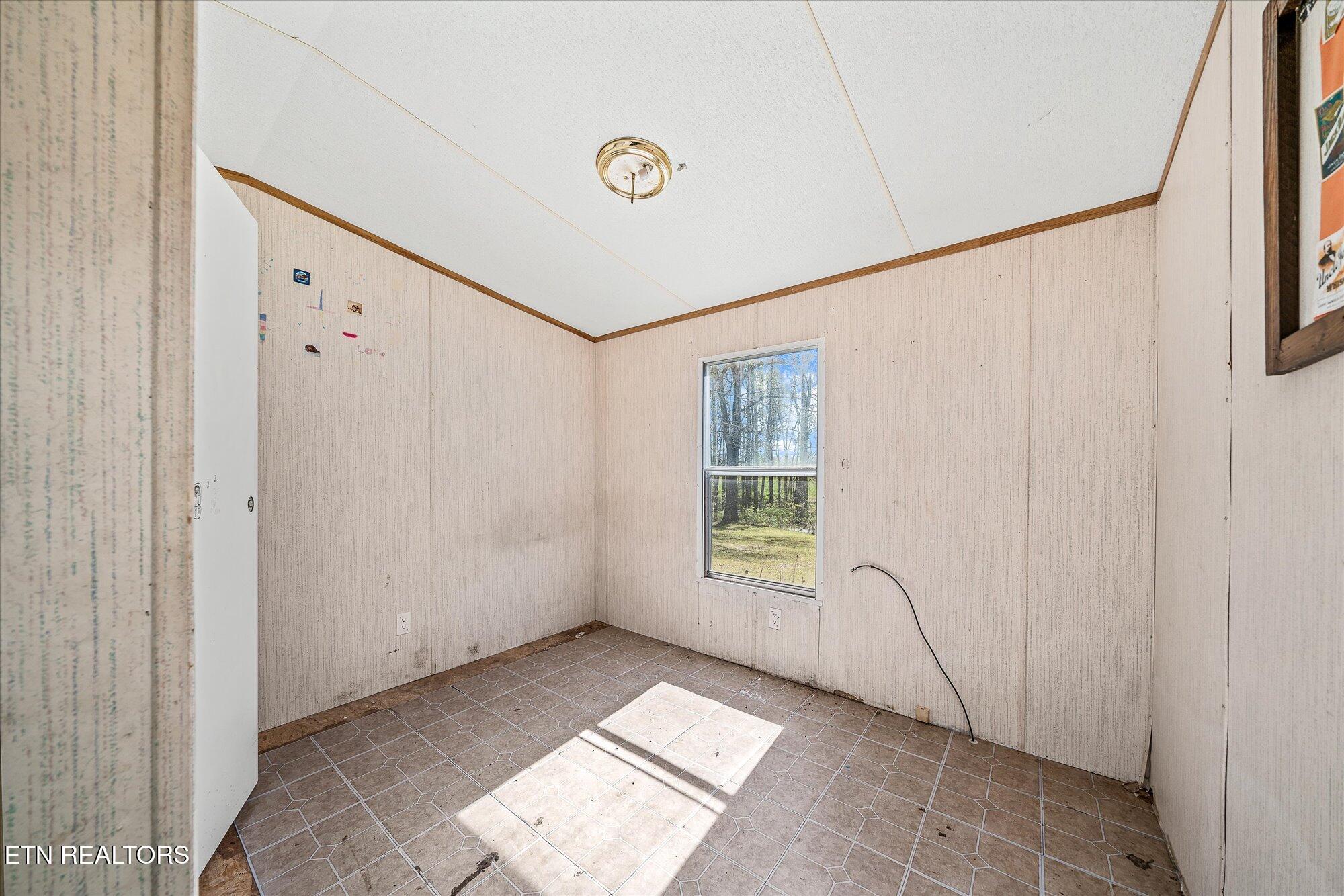 130 Ridge Road Lancing, TN 37770 - Photo 18 of 52 18-130 Ridge Rd_TNPC_109