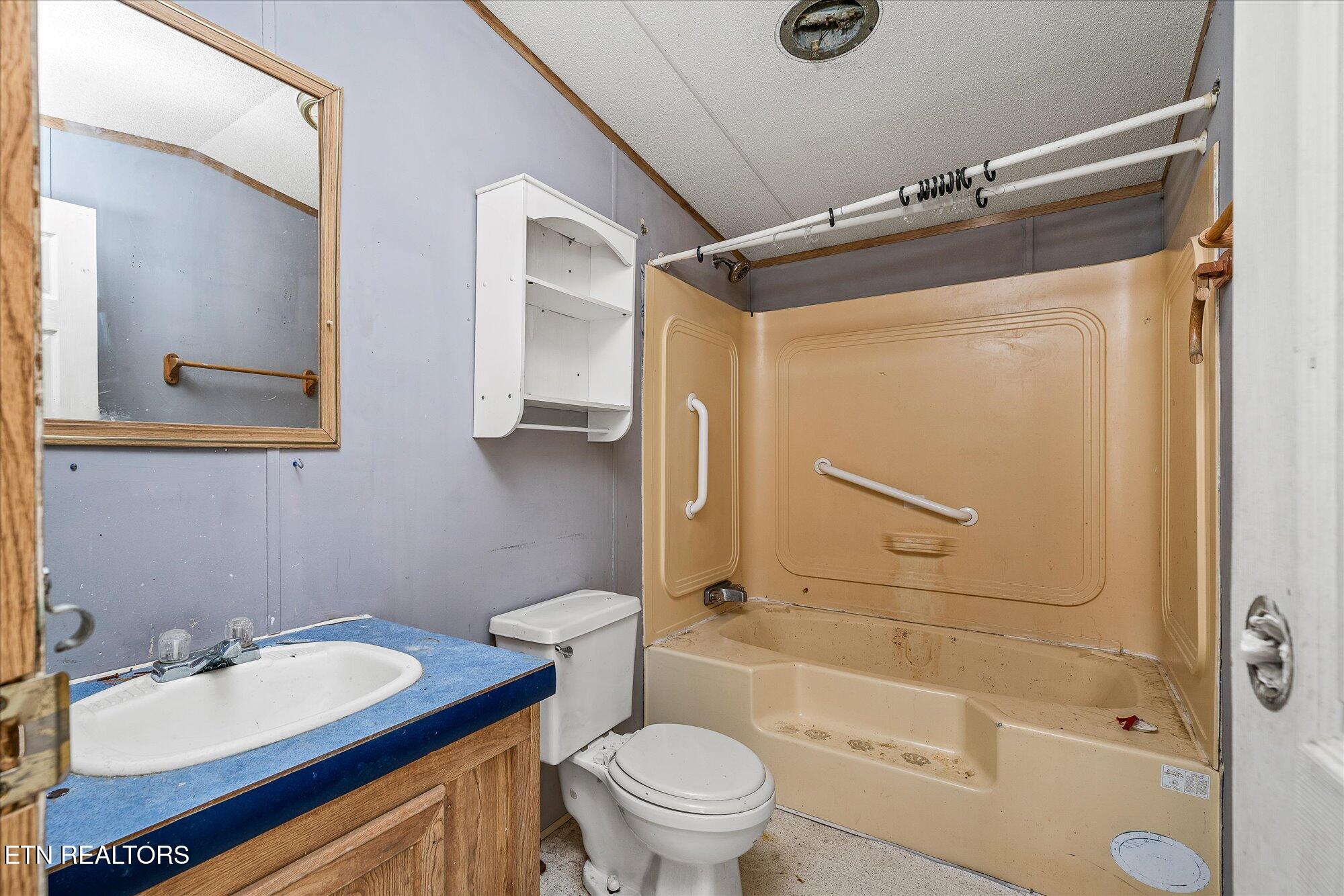 130 Ridge Road Lancing, TN 37770 - Photo 19 of 52 19-130 Ridge Rd_TNPC_114