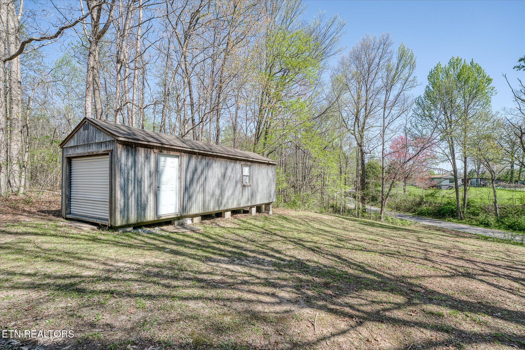 130 Ridge Road Lancing, TN 37770 - Photo 32 of 52 33-130 Ridge Rd_TNPC_184