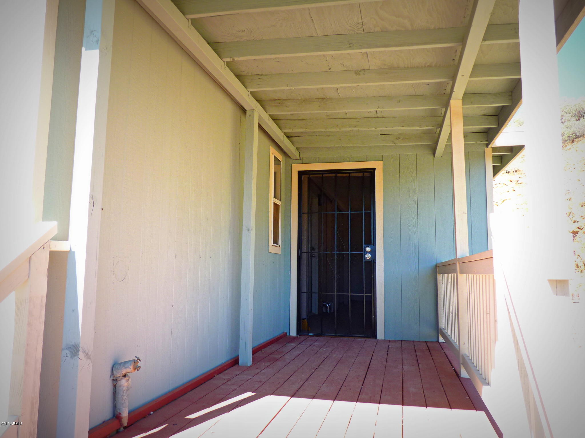 Main House Covered_Enclosed Porch Entran