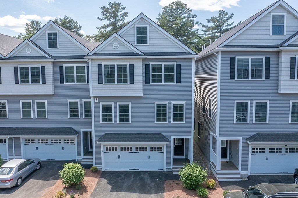 16 Compass Point, Unit 16 North Andover, MA 01845 - Photo 2 of 42