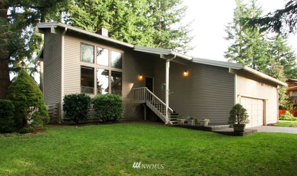14104 150th Place Southeast Renton, WA 98059 - Photo 1 of 15 Gallery Image 1