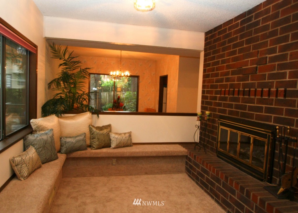 14104 150th Place Southeast Renton, WA 98059 - Photo 6 of 15 Gallery Image 6