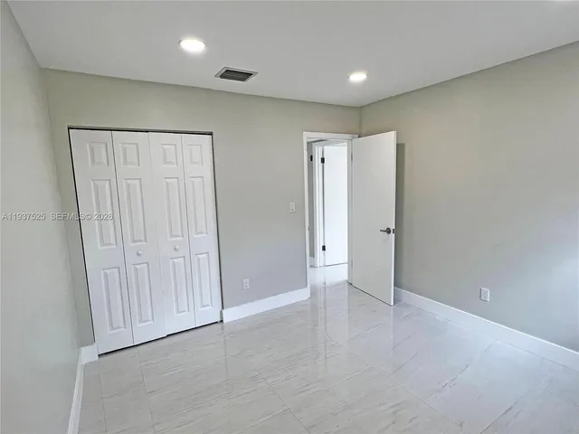 $4,099 | 11962 Southwest 37th Terrace, Miami, FL 33175