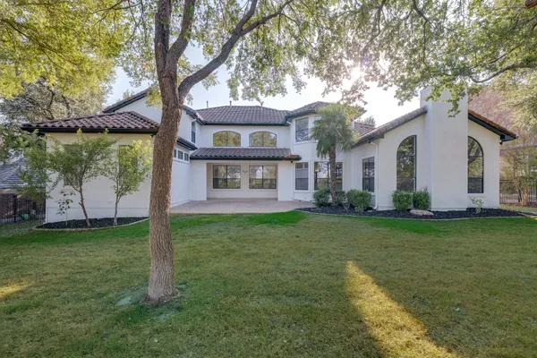 $1,499,994 | 11516 Eagles Glen Drive, Austin, TX 78732