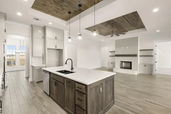 $727,900 | 115 Blackstar Lane, Decatur, TX 76234