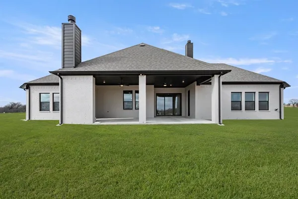 $727,900 | 115 Blackstar Lane, Decatur, TX 76234