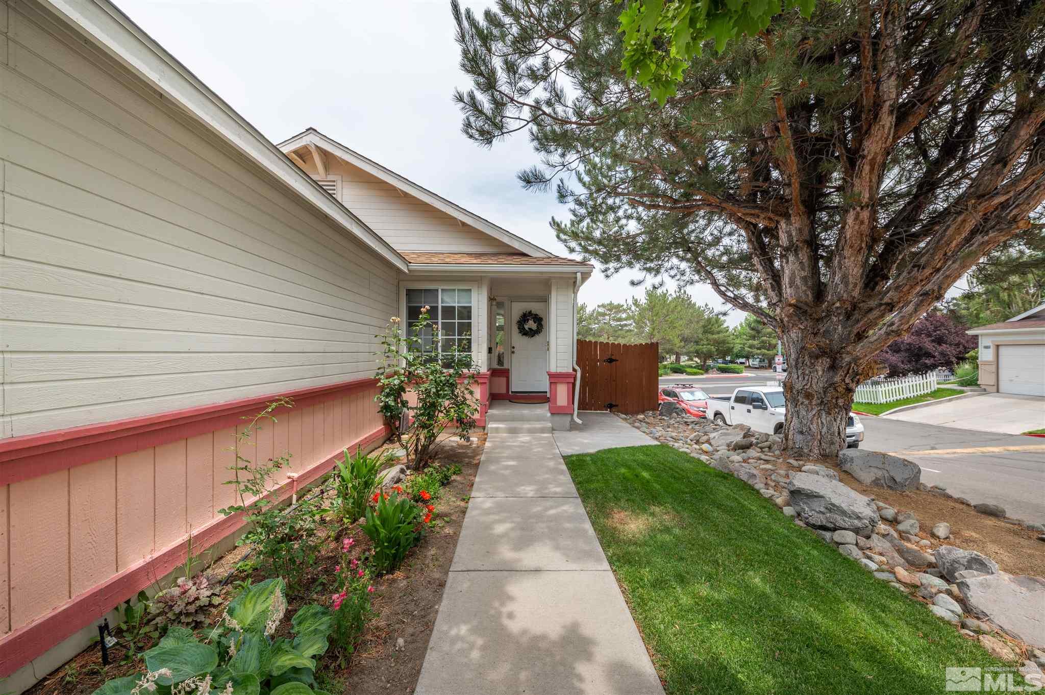4948 Bayridge Lane Reno, NV 89502 - Photo 4 of 24 Photo 4