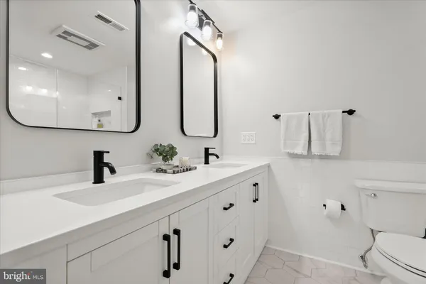 $579,900 | 110 Old Crossing Drive, Baltimore, MD 21208