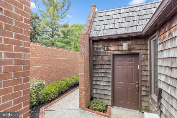 $579,900 | 110 Old Crossing Drive, Baltimore, MD 21208